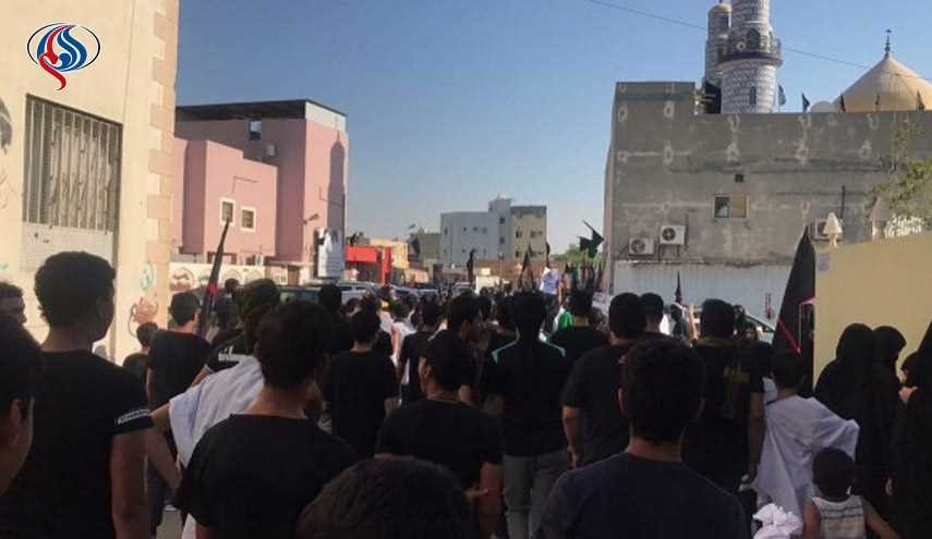 تظاهرات هي الأولى منذ 4 أشهر أمام منزل الشيخ عيسى قاسم