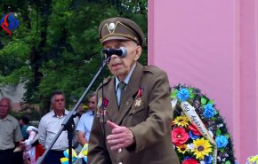 ویدئو.. لحظۀ مرگ مسئول اوکراینی هنگام سخنرانی!