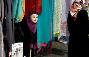آغاز مبارزه با حجاب در تاجیکستان


