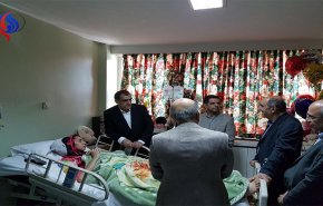 ابراز رضایت وزیر بهداشت از روند بهبودی کیمیا علیزاده