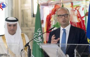 عادل الجبیر : با قطر مذاکره نمی کنیم 