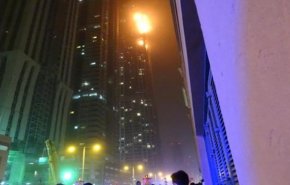 ویدیو؛ برج مسکونی شعله دبی شعله‌ور شد


