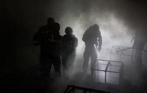 فیلمی از آتش‌سوزی گسترده چندین انبار در جنوب تهران