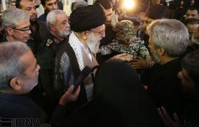 لحظاتی ویژه از دیدار رهبر معظم انقلاب با خانواده شهید حججی/ دعایی که همسر شهید از رهبرانقلاب طلب کردند + فیلم