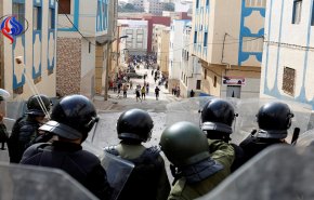 معتقلو حراك الريف بالمغرب في وضع صحي حرج بسبب الإضراب عن الطعام