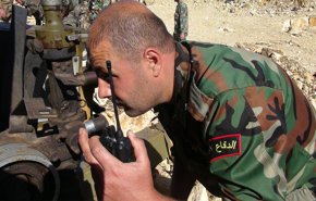 مسؤول عسكري سوري: أميركا تزود داعش والنصرة بـ 1421 شاحنة أسلحة 