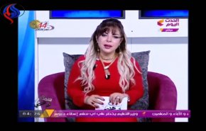 شاهد مذيعة مصرية تطلق الزغاريد على الهواء والسبب!