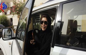 السماح للمرأة بقيادة السيارة في السعودية يحدث اضطرابات في ولاية هندية!!