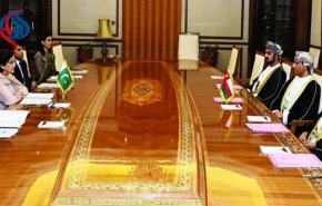 مشاورات سياسية بين السلطنة عمان و باكستان