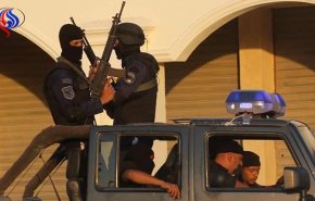 مقتل 14 شرطيا مصريا في اشتباكات مع مسلحين في القاهرة