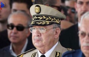 رئيس أركان الجيش الجزائري يزور جنوب البلاد