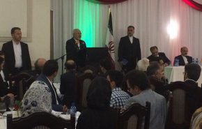 ظریف: تصریحات ترامب البذیئة لن تؤثر ذرة في شموخ الشعب الایراني