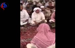 بالفيديو.. قرأ القرآن في المسجد النبوي فاثار زائريه