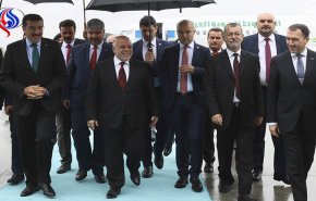 بالصور.. رئيس وزراء العراق يصل الی أنقرة