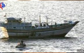 آمریکا مدعی کمک به یک قایق ایرانی شد
