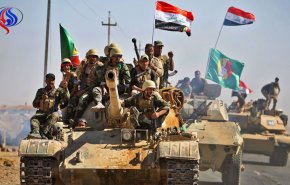 القوات العراقية تتقدم باتجاه المعابر الحدودية مع سوريا وتركيا+فيديو