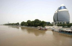 مواجهات بين البحرية السودانية و قاربين قرب الحدود مع مصر 