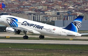 مصر للطيران تخصص 5 رحلات إضافية لإعادة المصريين من قطر