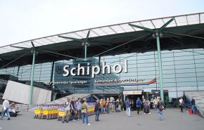تخلیه بخش هایی از فرودگاه آمستردام به دنبال کشف بسته مشکوک