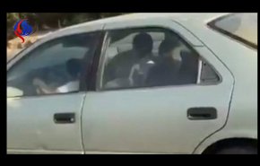  شاهد..طفل سعودي يقود سيارة على طريق سريع قرب جدة!