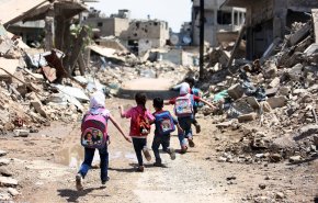 کودکان سوری و تحصیل در مناطق جنگ‌زده + تصاویر