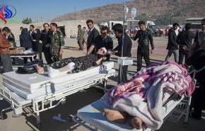 بالصور: ارتفاع حصيلة ضحايا زلزال ايران والاغاثة مستمرة