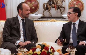 رئيس الوزراء الفرنسي يبدأ زيارة إلى المغرب