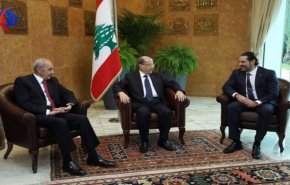 فيديو.. رؤساء لبنان الثلاث يجتمعون في القصر الرئاسي