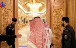 معارض سعودي يكشف عن الفضائح والجرائم لأمراء آل سعود 