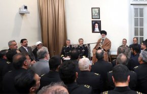 قائد الثورة يستقبل كبار قادة القوة البحرية للجيش الايراني