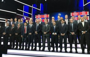 عکس یادگاری 32 مربی حاضر در جام جهانی 2018 
