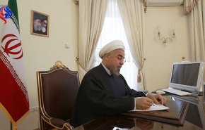 روحاني يهنئ المنتخب الايراني ببطولة العالم لرفع الاثقال للمعاقين