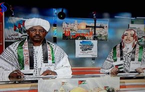 هذا ما قام به مذيعو التلفزيون السوداني نصرة لفلسطين.. 