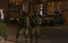 الاحتلال يختطف 3 شبان من نابلس وحملة اعتقالات واسعة بالضفة