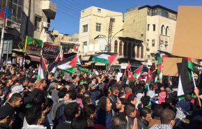 الأردن: خطبة موحدة حول القدس ومسيرات غاضبة بعد الصلاة