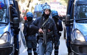 اعتقال مواطن مغربي في إيطاليا بتهمة التخطيط لهجوم انتحاري