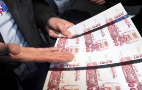 الجزائر تشرع في طبع العملة المحلية لسد عجز الخزينة العامة