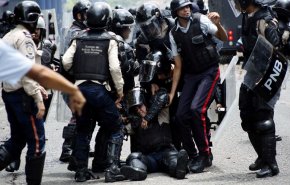 اعتقال 28 في فنزويلا بعد أعمال نهب وعنف في عيد الميلاد