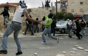 إصابات واعتقالات بمواجهات مع قوات الاحتلال بالضفة الغربية
