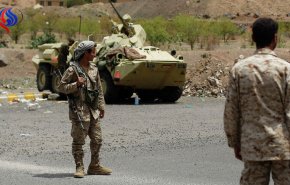 الجيش اليمني يحاصر قوات التحالف بالحديدة.. والبوارج تخشى التدخل!!