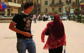10 نصائح من شرطة مصر للفتيات لتجنب التحرش أثناء احتفال رأس السنة!
