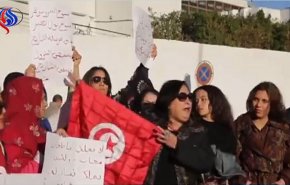 شاهد: الامارات تعاقب تونس بهذا الاجراء.. فماذا فعلت الاخيرة؟