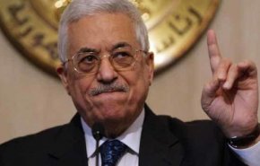محمود عباس يستدعي ممثل منظمة التحرير لدى واشنطن للتشاور