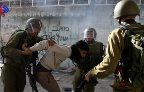 بالفيديو..الإحتلال الاسرائيلي يعتقل أكثر من 50 فلسطينياً في الضفة الغربية 