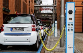 النرويج: نصف السيارات الجديدة كهربائية وهجينة