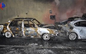 شاهد.. طابور من السيارات المتصادمة تحترق في الصين