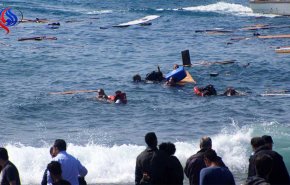 مصرع 25 شخصاً في غرق قارب مهاجرين قبالة سواحل ليبيا