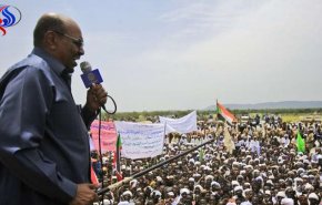 البشير يتهم جوبا يإيواء المتمردين السودانيين ودعمهم