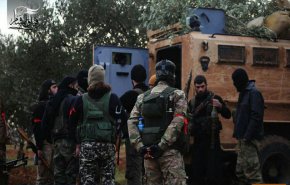 شاهد: آليات عسكرية تركية يستخدمها فيلق الشام!