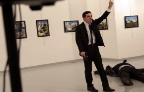 أنباء حول اعتقال مشتبه به في قضية مقتل السفير الروسي لدى تركيا